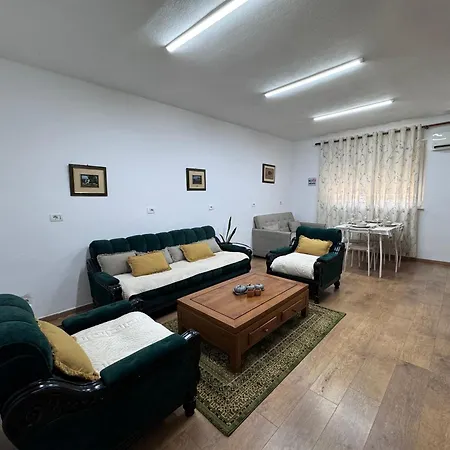 Dream New Bazaar Apartment